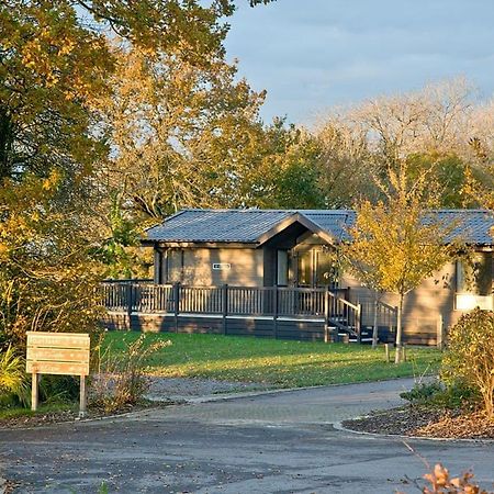 Hawkchurch Resort And Spa Buitenkant foto