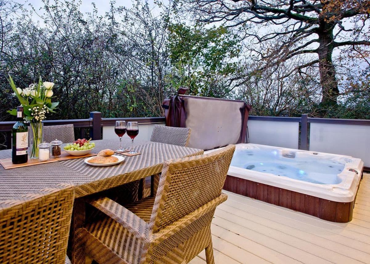 Hawkchurch Resort And Spa Buitenkant foto